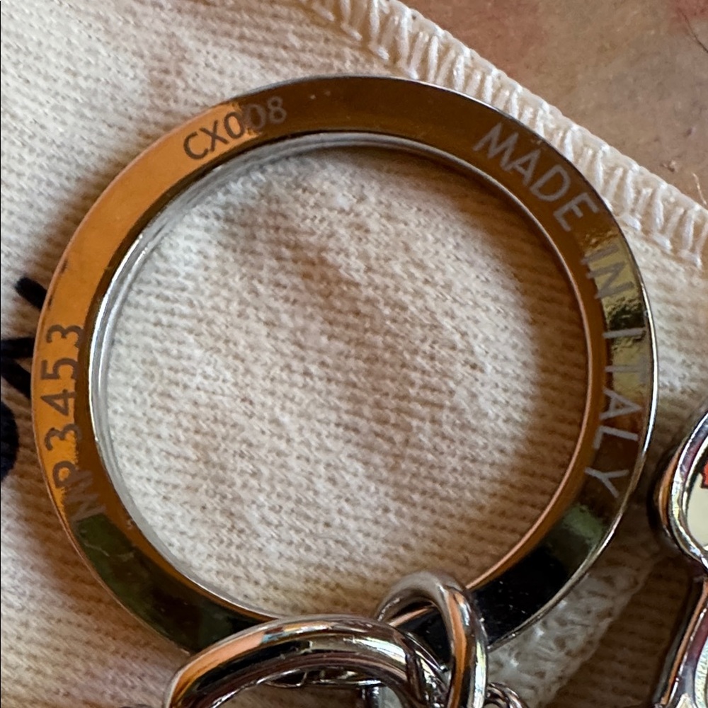Louis Vuitton Puzzle Bag Charm and Keychain - Picture 4 of 4